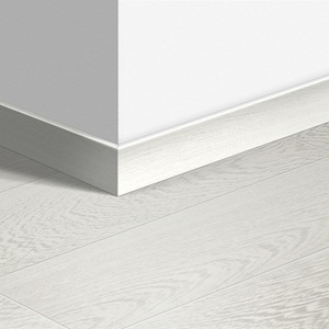 Quick-step Soklov� li�ta QSSK01300 58x12mm x 2,4m