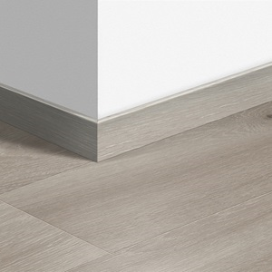 Quick-step Soklov� li�ta QSSK01660 58x12mm x 2,4m